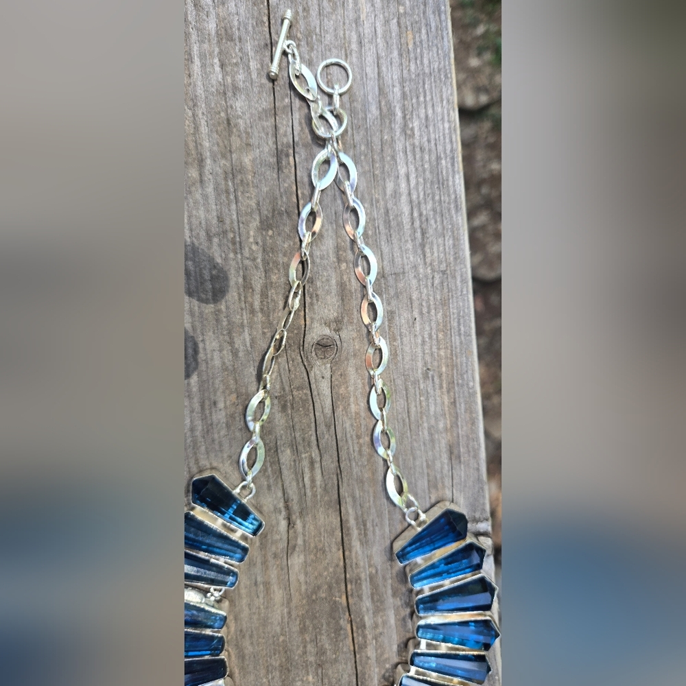 HOST PICK 🎉🎊Blue Topaz & Agate Crystal Collar & Earring Sterling Sz22" - Picture 10 of 17